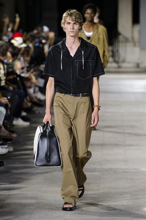 hermes men ss18|Hermès Spring 2018 Menswear Collection .